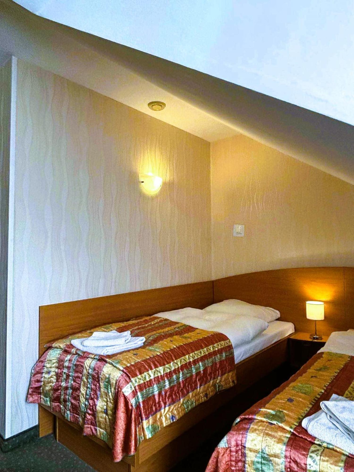 Motel Petro 토르짐 외부 사진